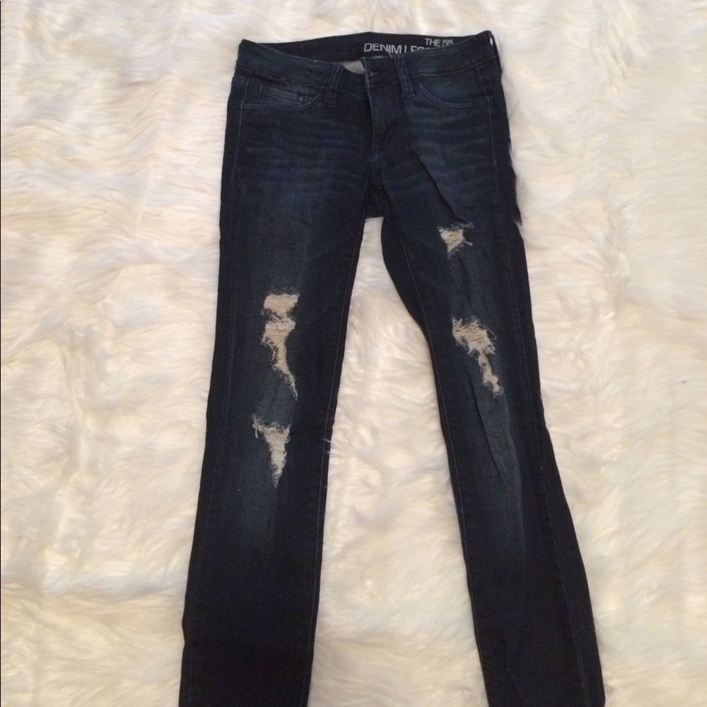 Bullhead denim jeggings size 1 dark wash w rips